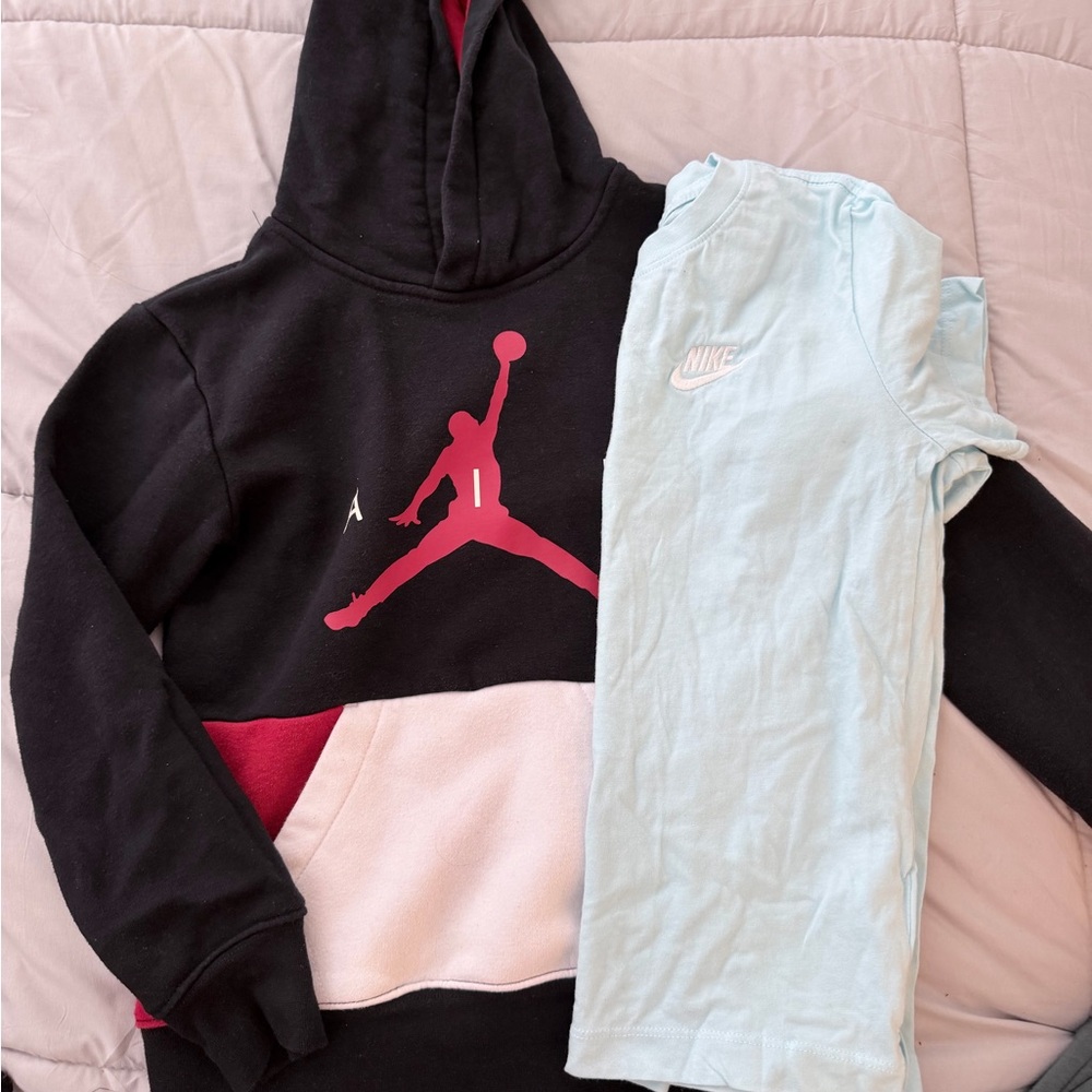 Air Jordan & Nike Kids bundle. Sweatshirt and Tee shirt
